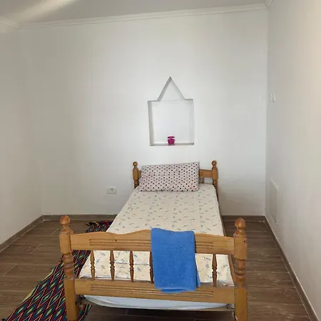 Kulla E Lulash Keqit Pensión