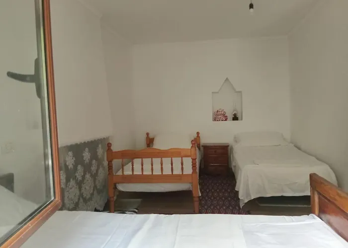 Pensión Kulla E Lulash Keqit 3*