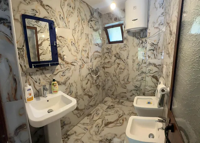 Pensión Kulla E Lulash Keqit Theth