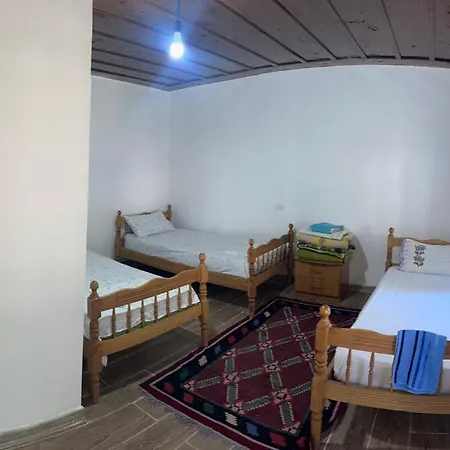 Guest house Kulla E Lulash Keqit *